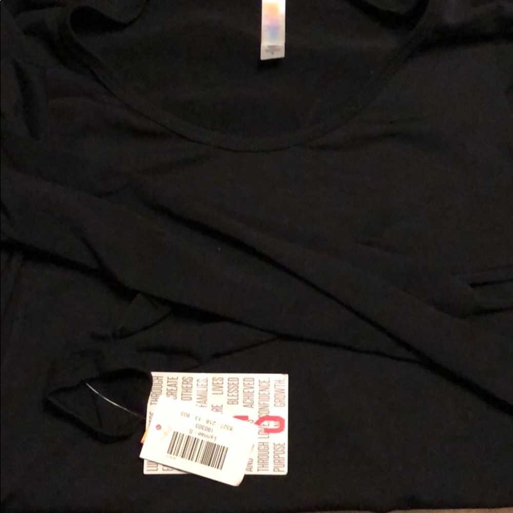 NWT black Lynnae